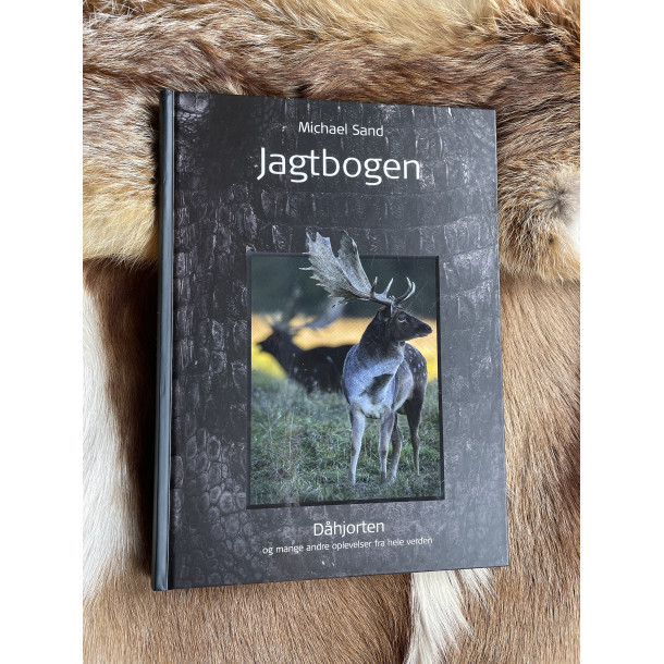 Jagtbogen "Dhjorten" - Michael Sand 