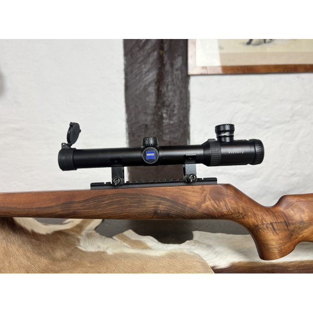 Zeiss Varipoint1,1-4x24 T med frontklap